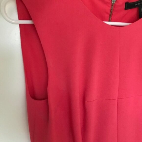 Ashleigh Sleeveless Zipper Peplum Dress - Picture 8 of 8